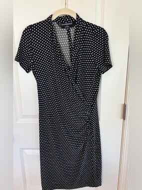 Norma Kamali Black & White Polka Dot Ruched Sleeveless Dress. Size M